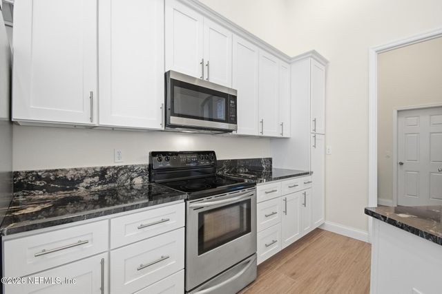 5 RIVER OAKS Way, Palm Coast, FL 32137