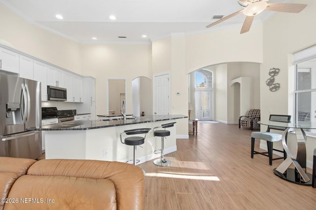 5 RIVER OAKS Way, Palm Coast, FL 32137