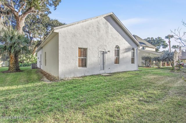 5 RIVER OAKS Way, Palm Coast, FL 32137