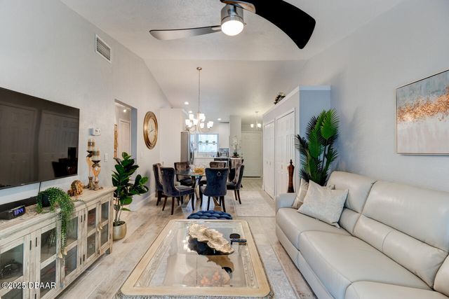 1662 Espanola Avenue, Holly Hill, FL 32117