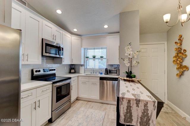 1662 Espanola Avenue, Holly Hill, FL 32117
