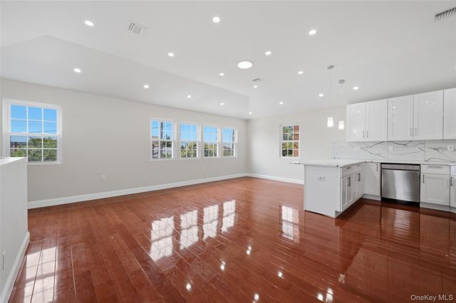 178-41 146th Terrace, Springfield Gardens, NY 11434