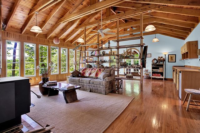 254 Light Ln, Cook Twp, PA 15658