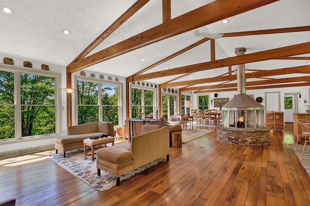 254 Light Ln, Cook Twp, PA 15658