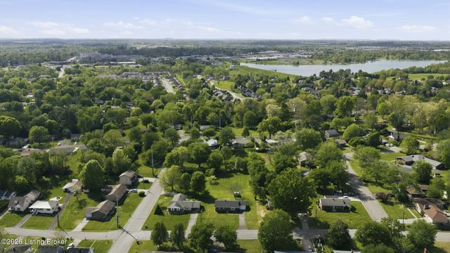 704 McCullum Ave, Elizabethtown, KY 42701