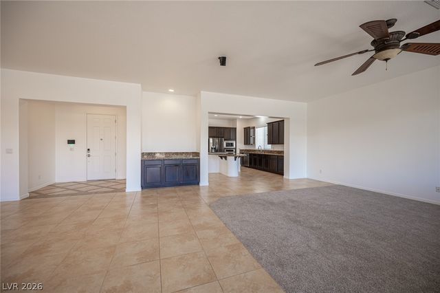 8618 Amber Autumn Street, Las Vegas, NV 89131