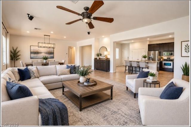 8618 Amber Autumn Street, Las Vegas, NV 89131