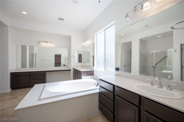 8618 Amber Autumn Street, Las Vegas, NV 89131