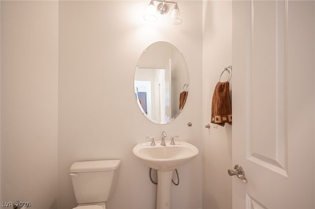 8618 Amber Autumn Street, Las Vegas, NV 89131