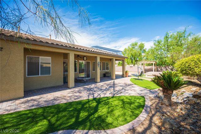 8618 Amber Autumn Street, Las Vegas, NV 89131