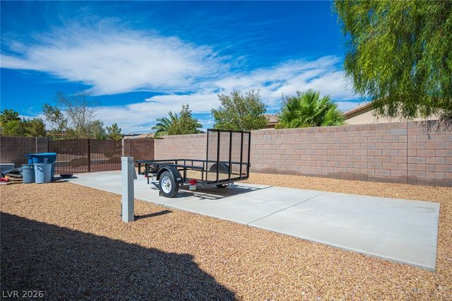 8618 Amber Autumn Street, Las Vegas, NV 89131
