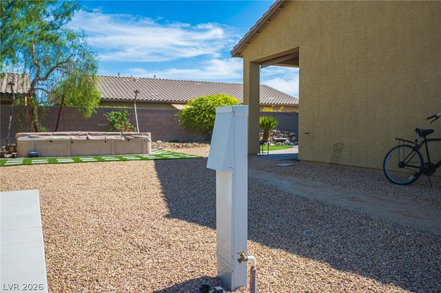 8618 Amber Autumn Street, Las Vegas, NV 89131