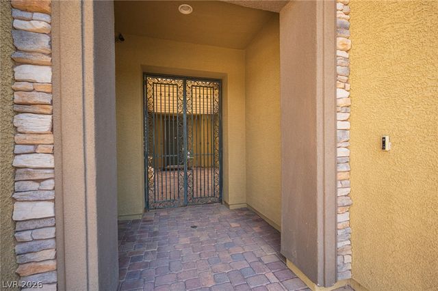 8618 Amber Autumn Street, Las Vegas, NV 89131