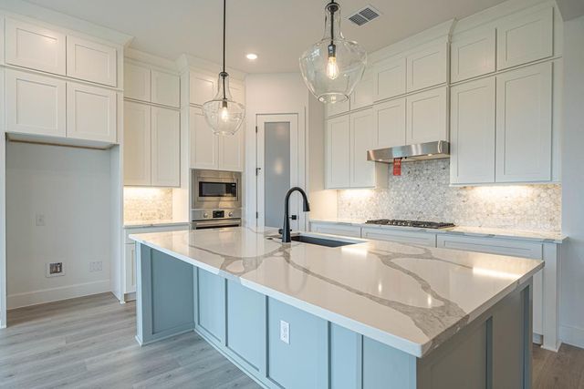 2053 Toscano Way, Kerrville, TX 78028