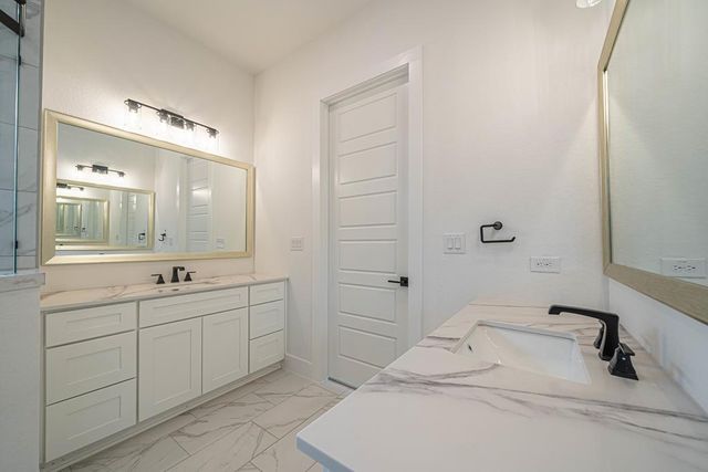2053 Toscano Way, Kerrville, TX 78028