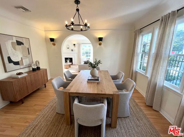 958 N Vista Street, Los Angeles, CA 90046