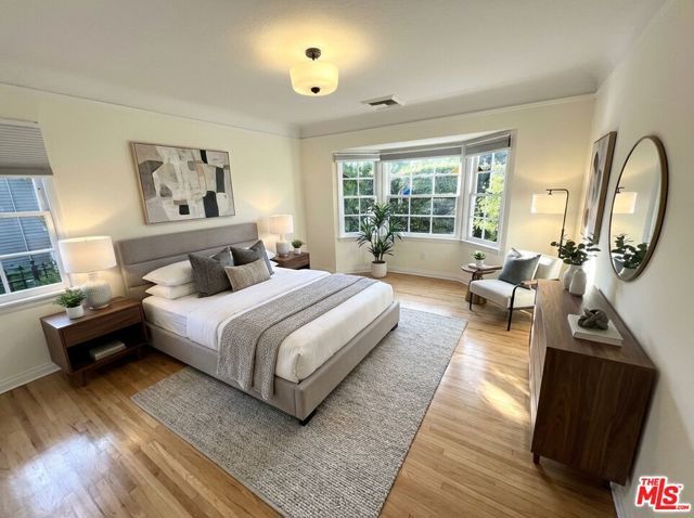 958 N Vista Street, Los Angeles, CA 90046