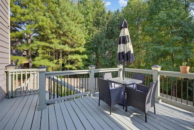 2144 Shadow Oak Trail, Loganville, GA 30052