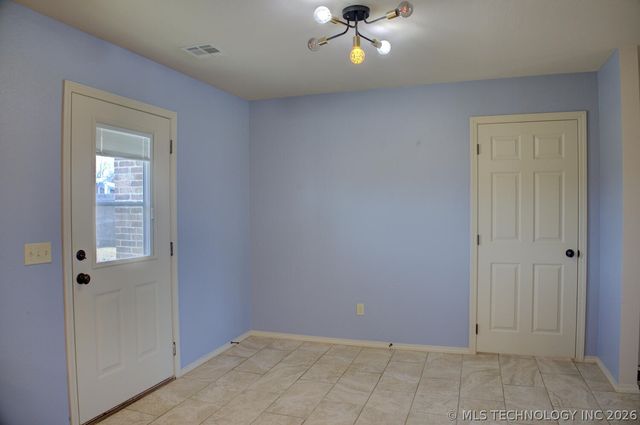 32 Hazel Avenue, Inola, OK 74036