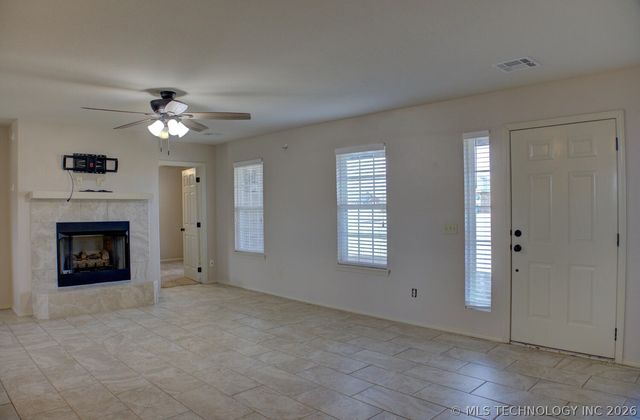 32 Hazel Avenue, Inola, OK 74036