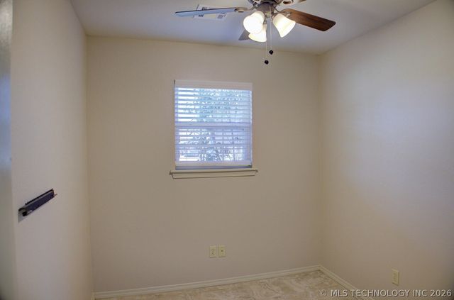 32 Hazel Avenue, Inola, OK 74036