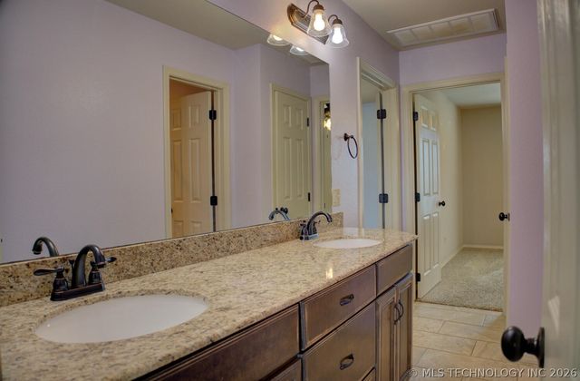 32 Hazel Avenue, Inola, OK 74036