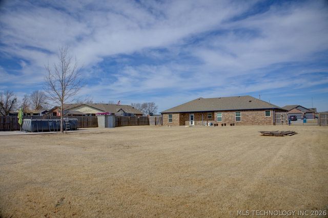 32 Hazel Avenue, Inola, OK 74036