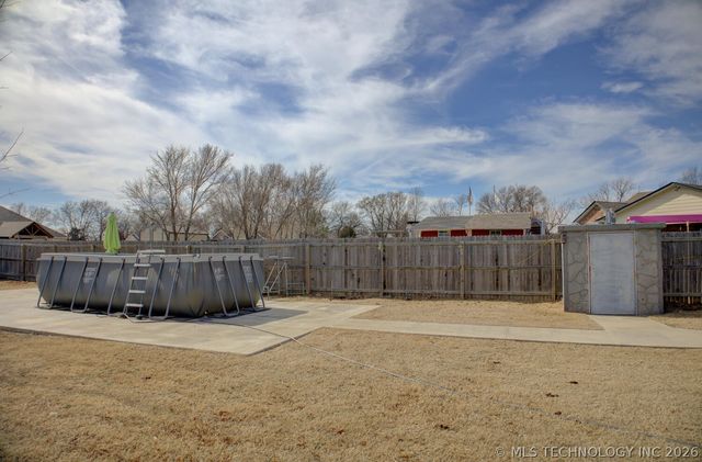 32 Hazel Avenue, Inola, OK 74036