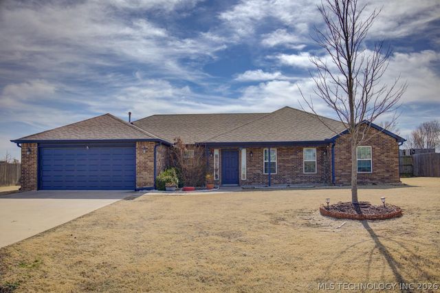 32 Hazel Avenue, Inola, OK 74036