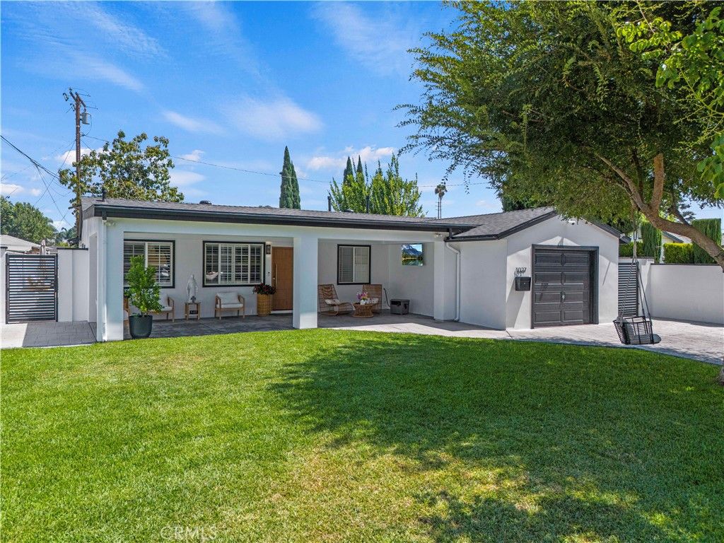 Image 3 of property listing at 1027 W El Dorado, West Covina, CA 91790
