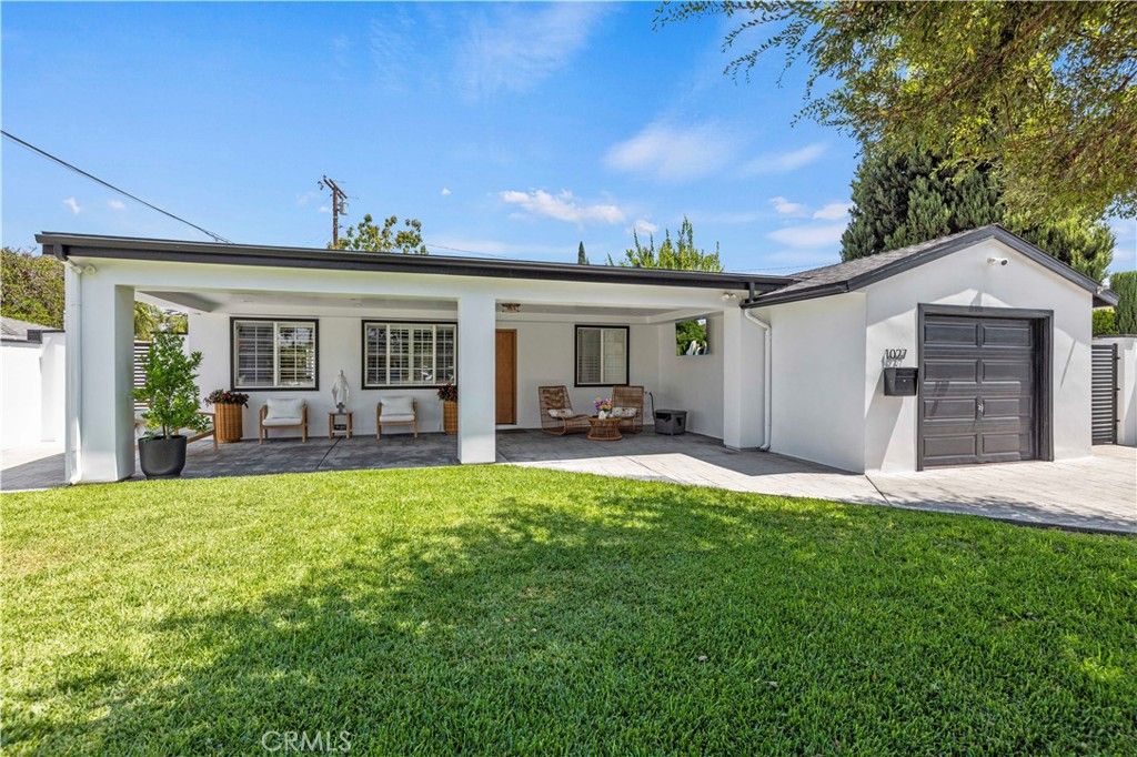 Image 7 of property listing at 1027 W El Dorado, West Covina, CA 91790