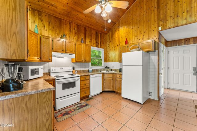 1658 Zurich Rd Road, Gatlinburg, TN 37738