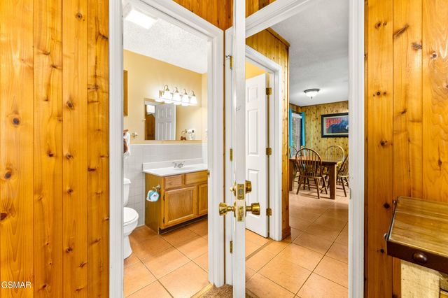 1658 Zurich Rd Road, Gatlinburg, TN 37738