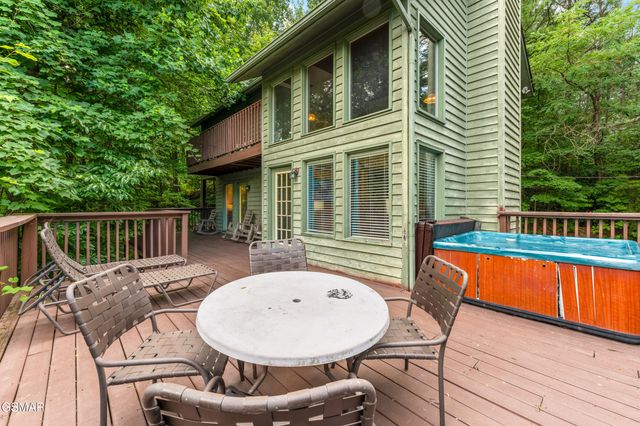 1658 Zurich Rd Road, Gatlinburg, TN 37738