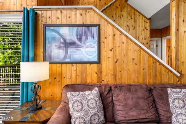 1658 Zurich Rd Road, Gatlinburg, TN 37738
