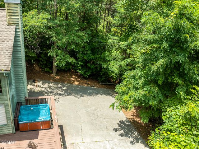 1658 Zurich Rd Road, Gatlinburg, TN 37738