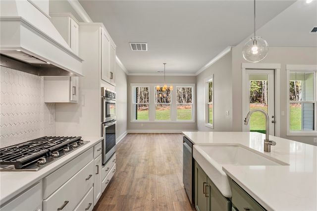 8850 Moorefield Memorial Highway, Liberty, SC 29657