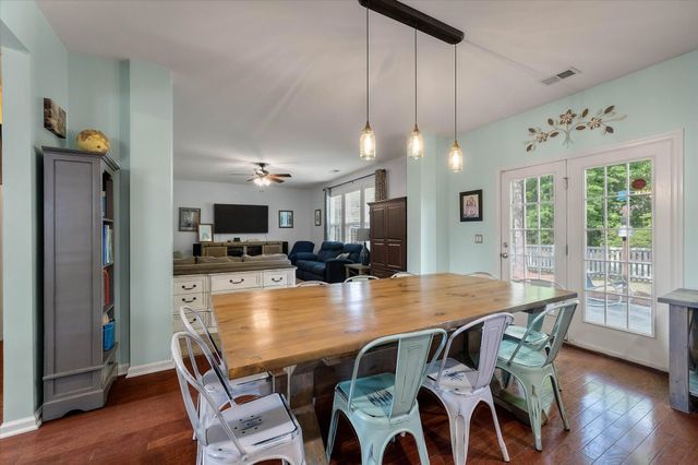 142 Comiskey Park Circle, Summerville, SC 29485