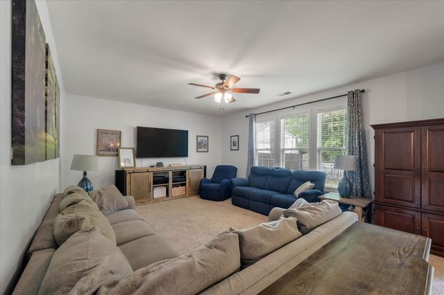 142 Comiskey Park Circle, Summerville, SC 29485