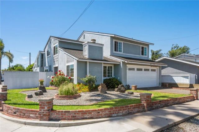 850 Coastline Drive, Seal Beach, CA 90740