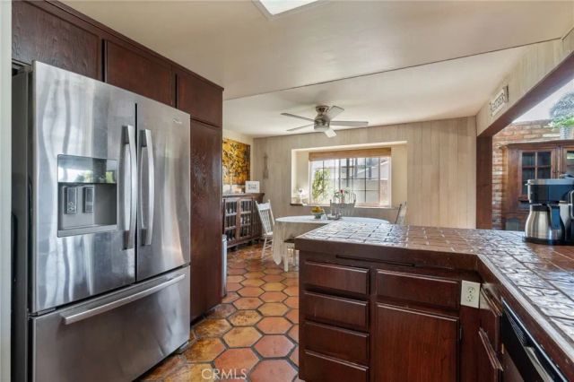 850 Coastline Drive, Seal Beach, CA 90740