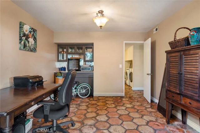 850 Coastline Drive, Seal Beach, CA 90740