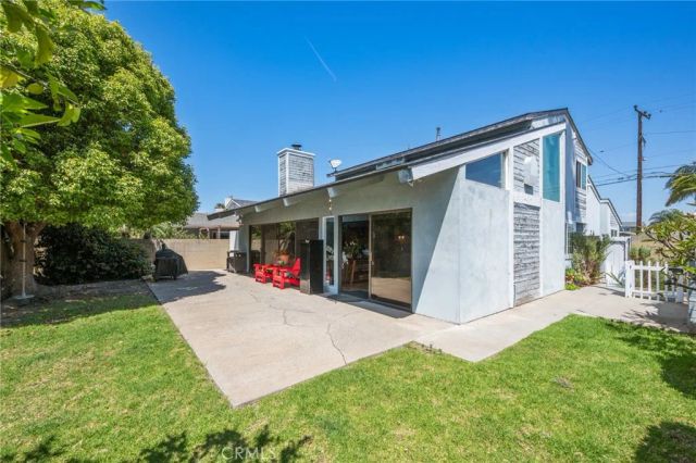 850 Coastline Drive, Seal Beach, CA 90740