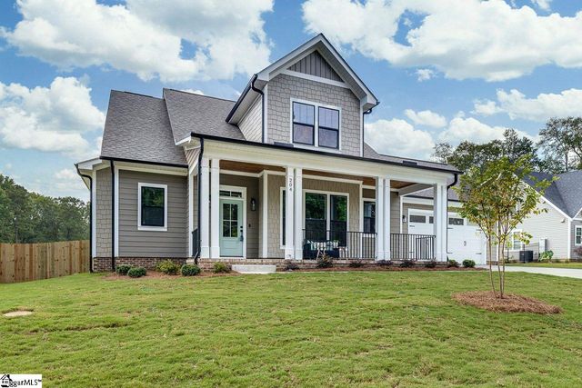 204 Forest Park Drive, Simpsonville, SC 29681