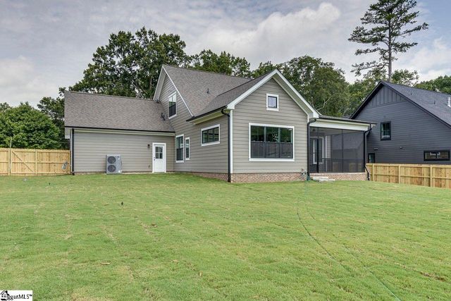 204 Forest Park Drive, Simpsonville, SC 29681