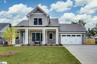 204 Forest Park Drive, Simpsonville, SC 29681