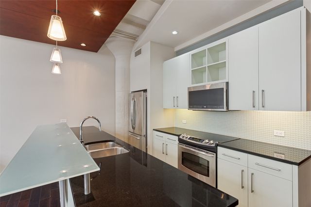 2600 W 7th Street 1311, Fort Worth, TX 76107