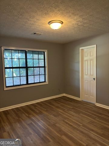 2717 Stanton Woods Drive SE, Conyers, GA 30094