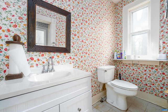 278 JAMES RIVER RD, Scottsville, VA 24590
