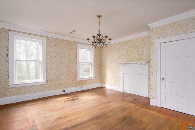 278 JAMES RIVER RD, Scottsville, VA 24590